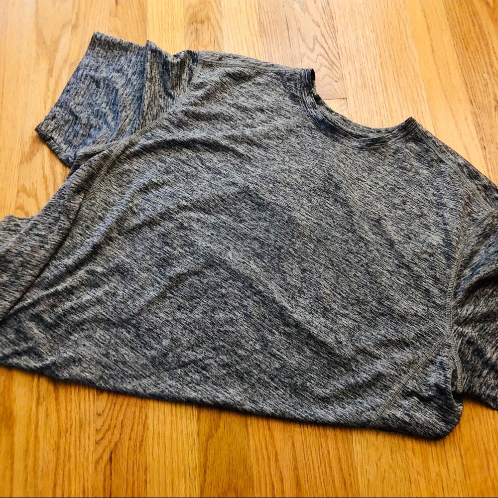 OLD NAVY MENS ACTIVEWEAR T SHIRT